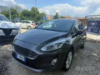 Usata Ford Fiesta 86 CV (63 kW) 2019 Grigio Utilitaria
