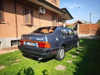 Usata Alfa Romeo 75 Quadrifoglio 156 CV (114 kW) 1987 Berlina