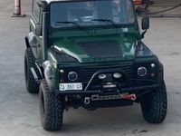 Usata Land Rover Defender 122 CV (89 kW) 2000 Verde SUV