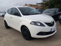Usata Lancia Ypsilon Silver 69 CV (50 kW) 2021 Bianco Utilitaria