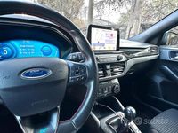 Usata Ford Focus ST-Line 120 CV (88 kW) 2020 Blu Berlina