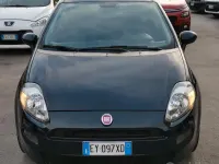 Usata Fiat Punto Street 77 CV (56 kW) 2015 Bluazzurro Utilitaria