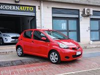 Usata Toyota Aygo 68 CV (50 kW) 2008 Rosso Utilitaria