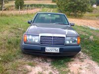 Usata Mercedes E250 90 CV (66 kW) 1985 Marrone Berlina