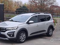Usata Dacia Jogger Comfort 100 CV (73 kW) 2022 Grigio Monovolume