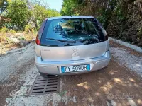 Usata Opel Corsa Club 90 CV (66 kW) 2005 Grigio Utilitaria