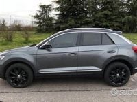 Usata VW T-Roc 116 CV (85 kW) 2019 Grigio SUV