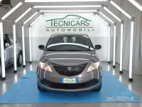 Usata Lancia Ypsilon Gold 69 CV (50 kW) 2024 Argento Utilitaria