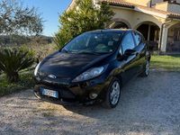 Usata Ford Fiesta Titanium 70 CV (51 kW) 2011 Nero Utilitaria
