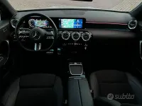 Usata Mercedes A180 Premium 116 CV (85 kW) 2023 Grigio Berlina