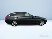 Usata BMW 520 Luxury Line 190 CV (139 kW) 2018 Grigio metallizzato Station wagon
