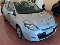 Usata Renault Clio IV 75 CV (55 kW) 2012 Grigio Utilitaria