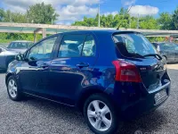 Usata Toyota Yaris Sol 69 CV (50 kW) 2006 Blu Berlina