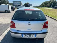Usata VW Polo Comfortline 75 CV (55 kW) 2003 Argento Berlina