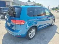 Usata VW Touran Business 150 CV (110 kW) 2023 Blu metallizzato Monovolume