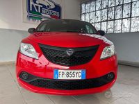 Usata Lancia Ypsilon 69 CV (50 kW) 2018 Rosso Utilitaria