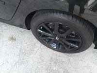 Usata Renault Laguna III 150 CV (110 kW) 2008 Nero Station wagon