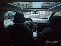 Usata Peugeot 208 Allure 68 CV (50 kW) 2013 Bianco Utilitaria