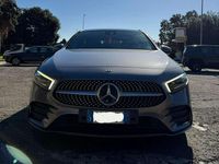 Usata Mercedes A180 Premium 116 CV (85 kW) 2018 Grigio Berlina