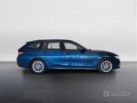 Usata BMW 320e 190 CV (139 kW) 2024 Blu Station wagon