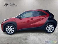 Usata Toyota Aygo X Trend 72 CV (52 kW) 2022 Rosso SUV