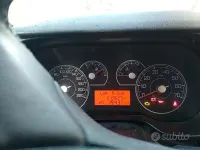 Usata Fiat Grande Punto 75 CV (55 kW) 2007 Bluazzurro Utilitaria