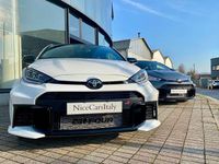 Usata Toyota Yaris 280 CV (205 kW) 2024 Bianco Utilitaria