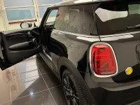Usata Mini Cooper 75 kW (102 CV) 2022 Nero Utilitaria