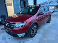 Usata Dacia Sandero Prestige 90 CV (66 kW) 2013 Marrone Utilitaria