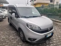 Usata Fiat Doblò 105 CV (77 kW) 2019 Grigio Monovolume