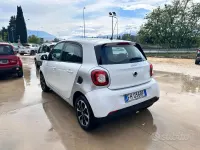 Usata Smart ForFour Passion 71 CV (52 kW) 2017 Bianco Utilitaria