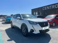 Usata Peugeot 2008 Active 131 CV (96 kW) 2020 Bianco SUV