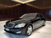 Usado Mercedes S500 387 CV (284 kW) 2007 Negro Berlina