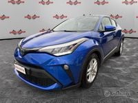 Usata Toyota C-HR Active 122 CV (89 kW) 2021 Blu SUV