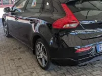 Usata Volvo V40 Momentum 120 CV (88 kW) 2016 Berlina