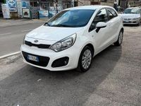 Usata Kia Rio EX 75 CV (55 kW) 2013 Bianco Berlina