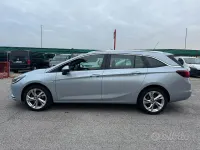 Usata Opel Astra Edition 131 CV (96 kW) 2018 Grigio Utilitaria