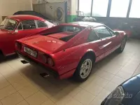 Usata Ferrari Roma 155 CV (114 kW) 1982 Rosso Cabrio