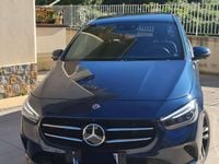 Usata Mercedes B180 Executive 116 CV (85 kW) 2019 Blu Monovolume