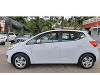 Usata Kia Venga 90 CV (66 kW) 2015 Bianco Utilitaria