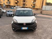Usata Fiat Doblò Easy 90 CV (66 kW) 2022 Bianco Monovolume
