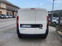 Usata Fiat Doblò 95 CV (69 kW) 2017 Bianco Monovolume
