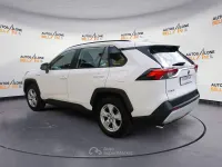 Usata Toyota RAV4 Business Edition 218 CV (160 kW) 2021 Bianco SUV