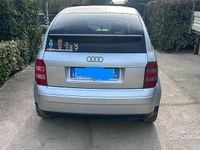 Usata Audi A2 75 CV (55 kW) 2003 Grigio Utilitaria