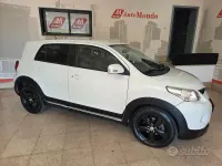 Usata Toyota Urban Cruiser Luxury 90 CV (66 kW) 2011 Bianco Utilitaria
