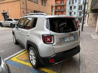 Usata Jeep Renegade Limited 120 CV (88 kW) 2016 Argento SUV