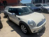 Usata Mini ONE Chili 95 CV (69 kW) 2008 Giallo Utilitaria