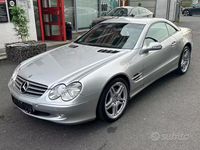 Usata Mercedes SL500 306 CV (225 kW) 2001 Grigio Cabrio