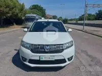 Usata Dacia Logan MCV Lauréate 75 CV (55 kW) 2015 Bianco Station wagon