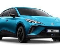 Usata MG MG4 EV Luxury 125 kW (170 CV) 2023 Blu Utilitaria